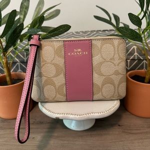 Brand New Coach Wristlet NWT